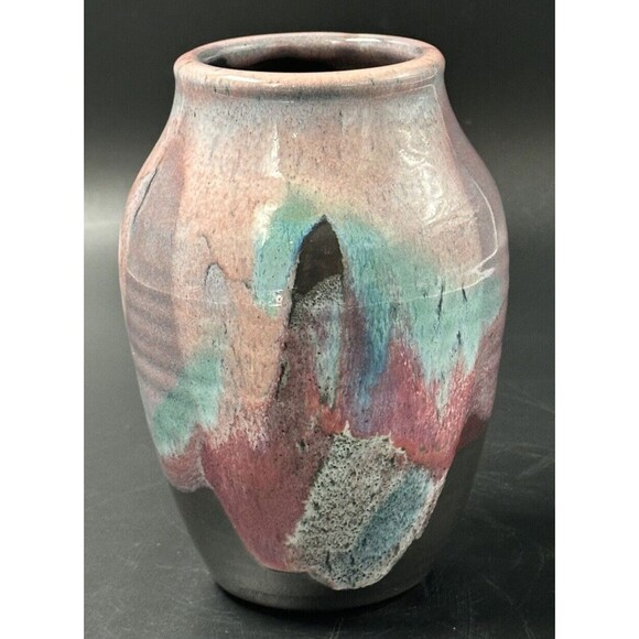 Krueger Pottery Abstract Purple Pink Blue Gloss Finished Vase Signed 6.75 inches - Picture 3 of 7
